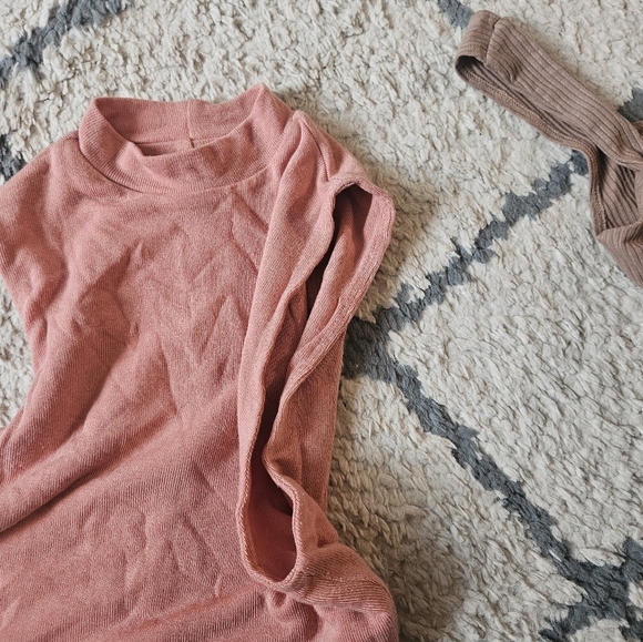 Reformation Tank Bundle Xs - Picture 4 of 5